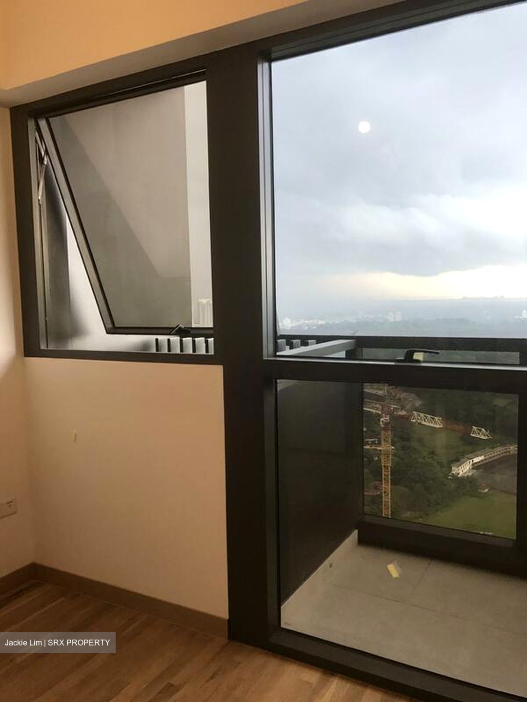 Commonwealth Towers (D3), Condominium #512130131